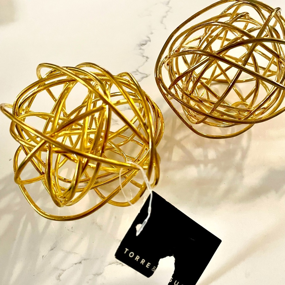 NWT! Set of 2 Gold Wire Decorative Balls